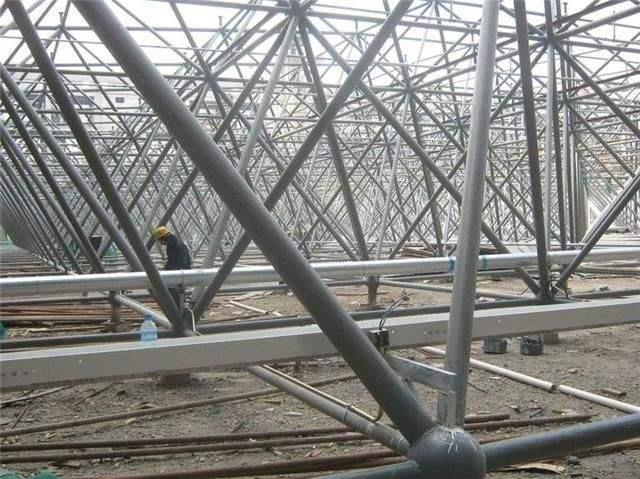 和平盘点螺栓球网架对选材方面的4点要求